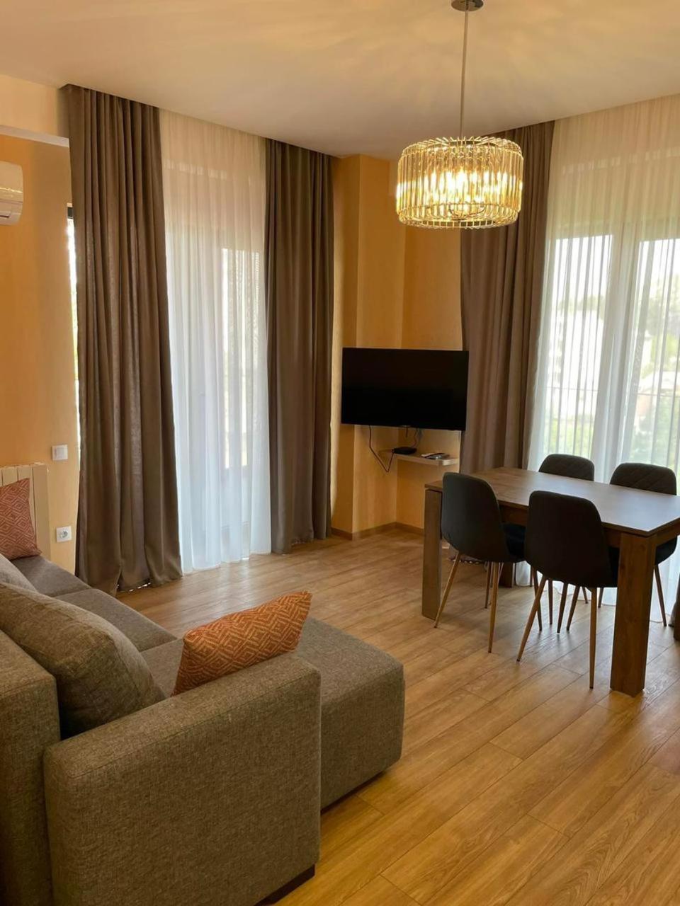Tbilisi Hilton Apartment Zewnętrze zdjęcie